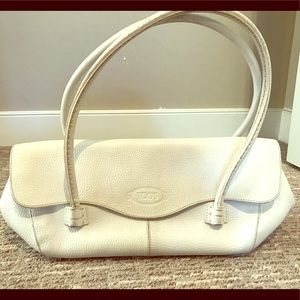 TOD’S Corniche Wave White Pebble leather.